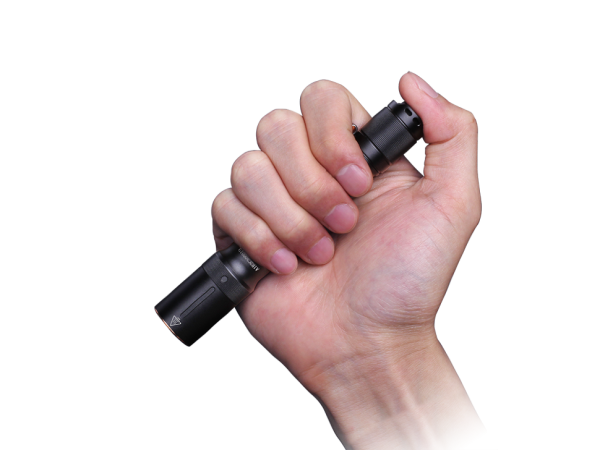 Уцененный товар Фонарь Fenix E20V2.0  Cree SST20 LED 350 люмен (Вскрытый блистер)