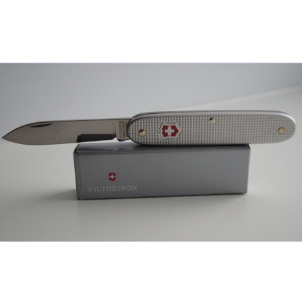 Нож Victorinox Pioneer 0.8000.26