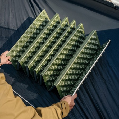 Коврик Naturehike CNK2650WS010 Troues R2.6 Egg Nest складной утолщенный зеленый