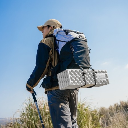 Коврик Naturehike CNK2650WS010 Troues R2.6 Egg Nest складной утолщенный зеленый