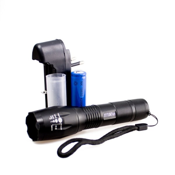 Уцененный товар Atum A31 CREE XM-L Led 18650(пластиковый кейс,состояние хорошее,неполный комплект)