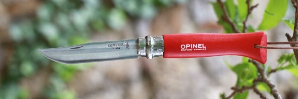 Уцененный товар Нож Opinel №8 Trekking, нержавеющая сталь, красный, с чехлом, 001890 (Повреждена упаковка, трещина на рукояти)