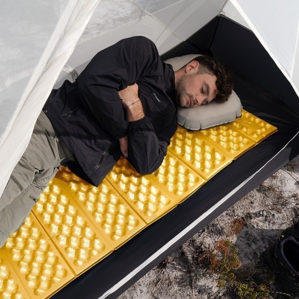 Коврик Naturehike CNK2550WS030 Troues R3.0 складной зеленый