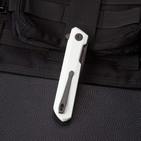 Нож Bestechman Dundee сталь D2, рукоять G10 белая