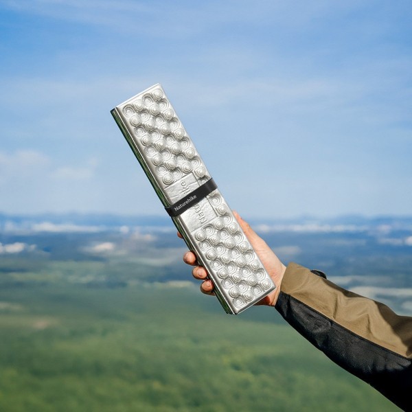 Сидушка CNK2650WS011 Troues Egg Nest складная зеленая