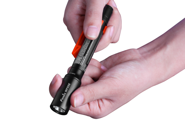 Уцененный товар Фонарь Fenix WF05E (Вскрытая, надорванная упаковка)