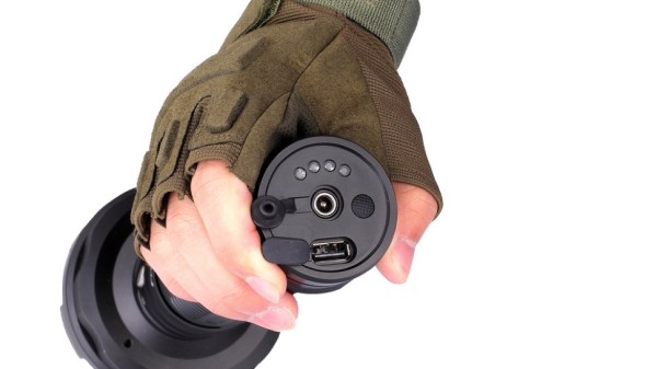 Уцененный товар Фонарь Fenix RC40 Cree XM-L2 U2 LED (Витринный образец)