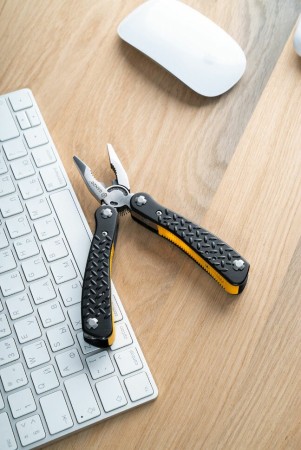 Мультитул Ganzo G106 (19 в 1) черный