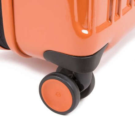 Чемодан Piquadro Seeker Pop оранжевый BV5027SK70/AR 40x55x20см 39.5л. 2.81кг., 1204134