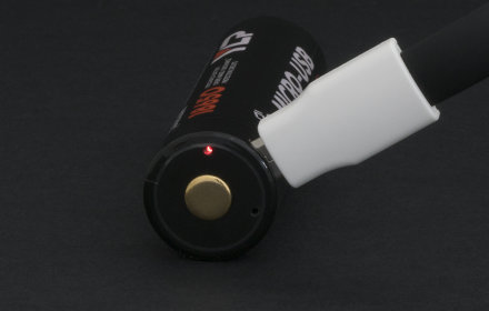 Аккумулятор Яркий Луч YLP LG1833R 18650 Li-Ion 3.7В 3350mAh с защитой и встр. зарядкой micro-USB, 4606400623243