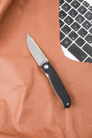 Уцененный товар Нож Ruike M661-TZ(На накладке в близи осевого винта дефект в виде ризки)